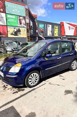 Хэтчбек Renault Modus 2005 в 
