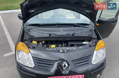 Хэтчбек Renault Modus 2005 в 