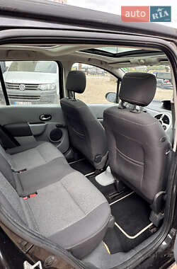 Хэтчбек Renault Modus 2008 в 