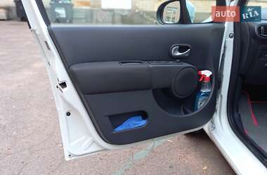 Хэтчбек Renault Modus 2012 в 