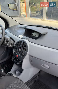 Хетчбек Renault Modus 2006 в  фото 8 Хетчбек Renault Modus 2006 в