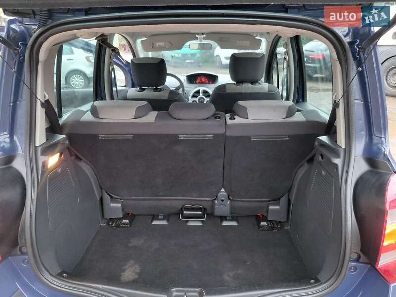 Хэтчбек Renault Modus 2009 в Надворной