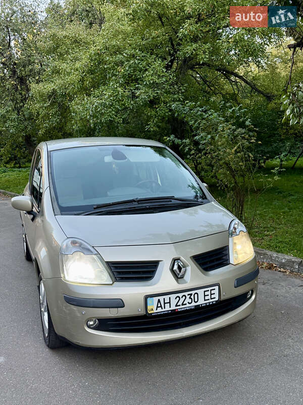 Хэтчбек Renault Modus 2008 в Киеве