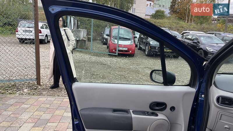 Хетчбек Renault Modus 2005 в Стрию