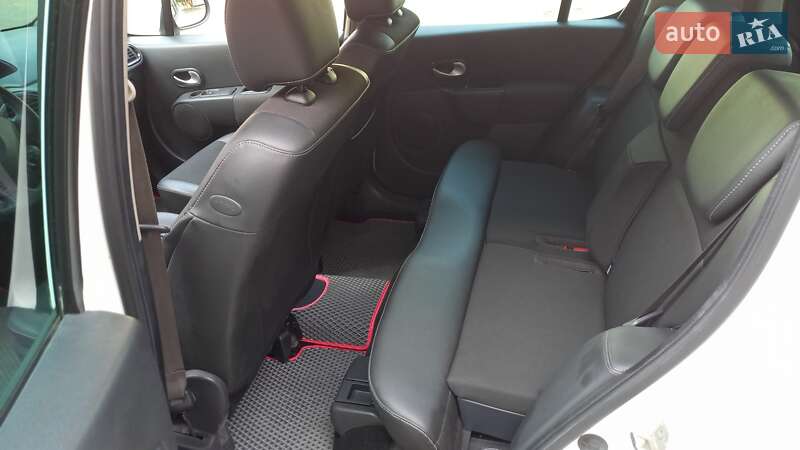Хэтчбек Renault Modus 2012 в Черкассах