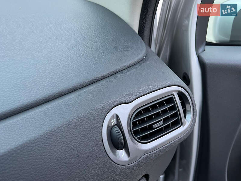 Хетчбек Renault Modus 2007 в Луцьку фото 57 Хетчбек Renault Modus 2007 в Луцьку