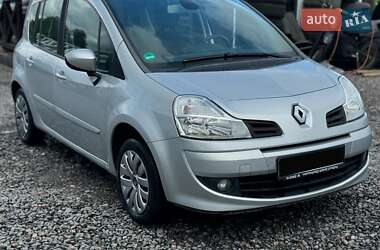 Хэтчбек Renault Modus 2010 в Виннице