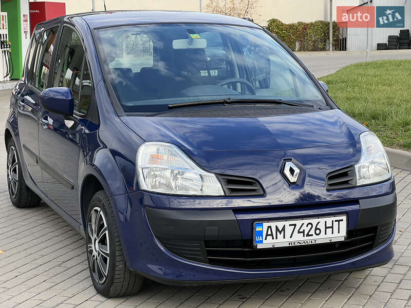 Хэтчбек Renault Modus 2010 в Житомире