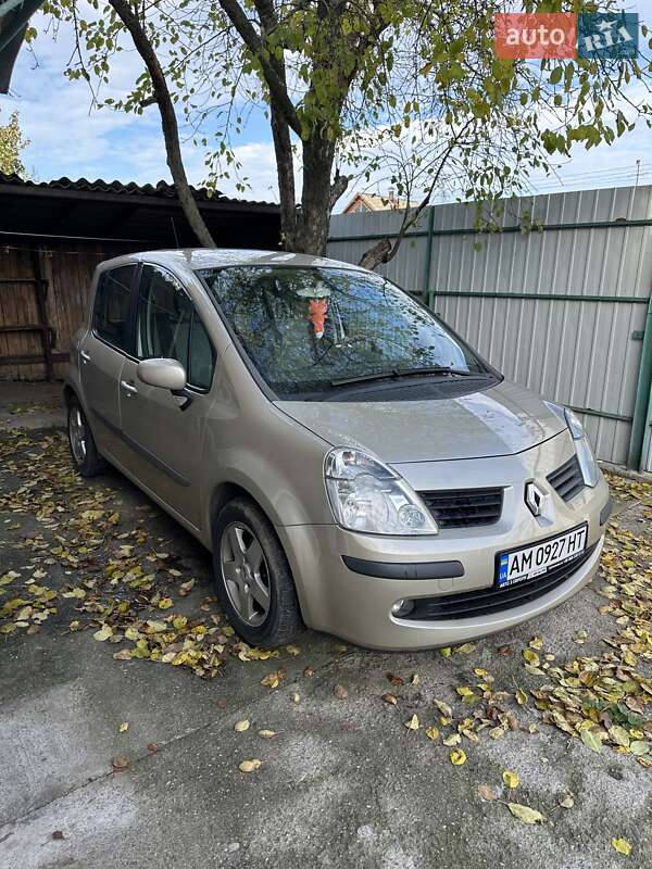 Хетчбек Renault Modus 2006 в Олександрії