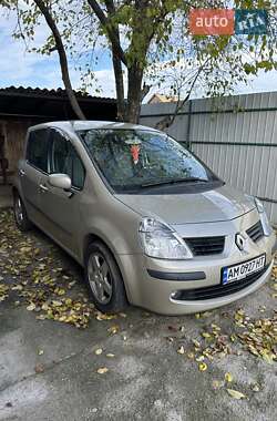 Хетчбек Renault Modus 2006 в  фото 3 Хетчбек Renault Modus 2006 в