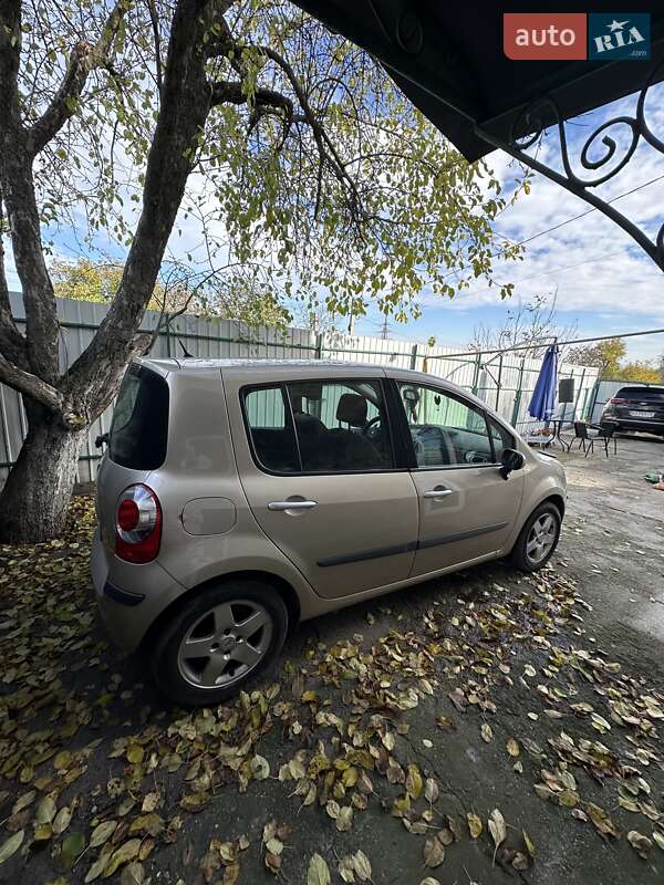 Хетчбек Renault Modus 2006 в Олександрії