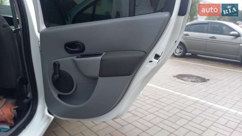 Хетчбек Renault Modus 2007 в Черкасах фото 18 Хетчбек Renault Modus 2007 в Черкасах