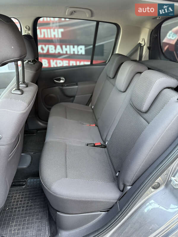 Хэтчбек Renault Modus 2010 в Стрые