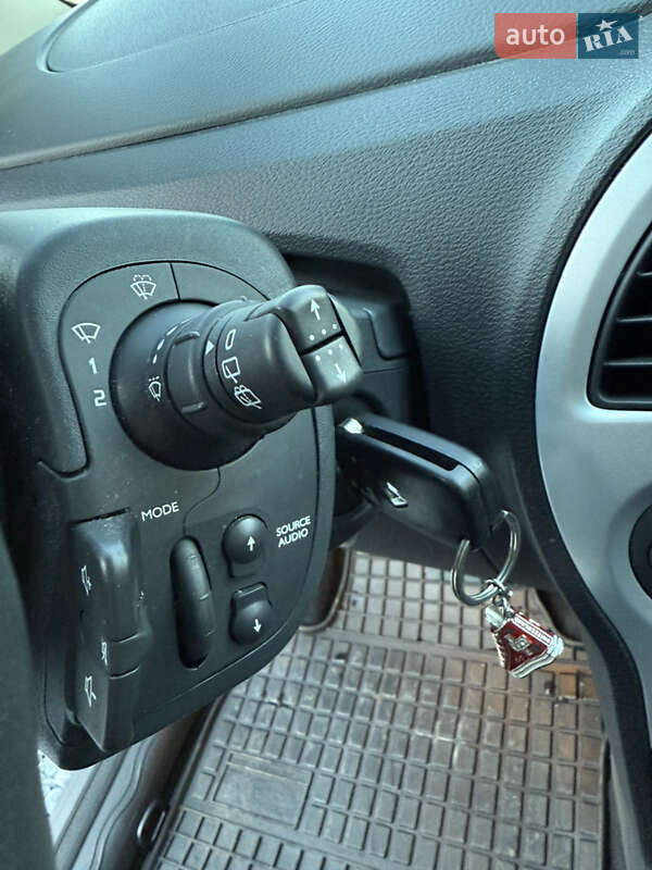 Хэтчбек Renault Modus 2010 в Стрые