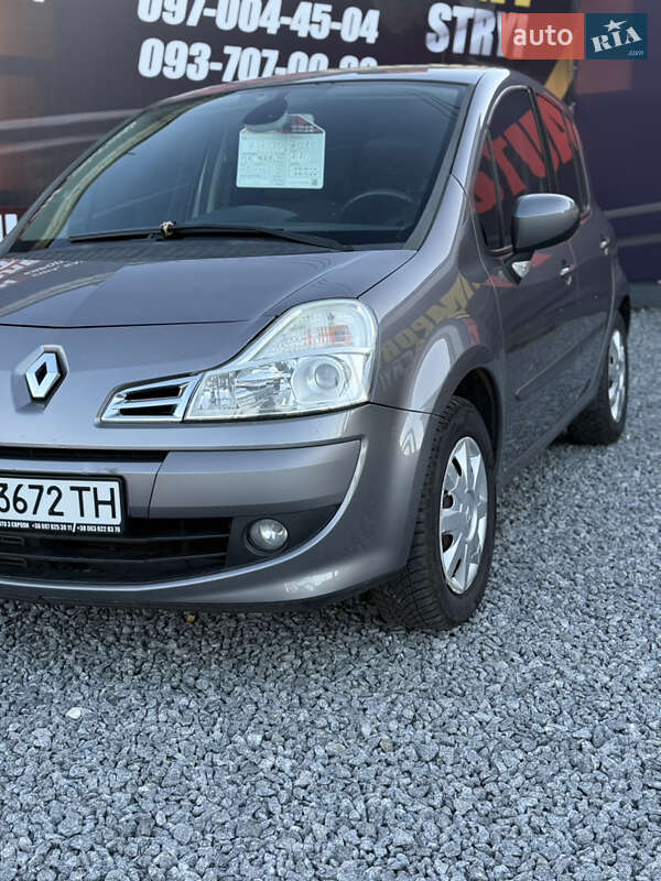 Хэтчбек Renault Modus 2010 в Стрые
