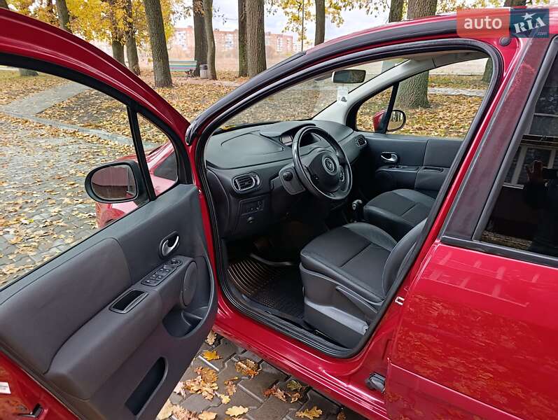 Хэтчбек Renault Modus 2009 в Полтаве фото 13 Хэтчбек Renault Modus 2009 в Полтаве