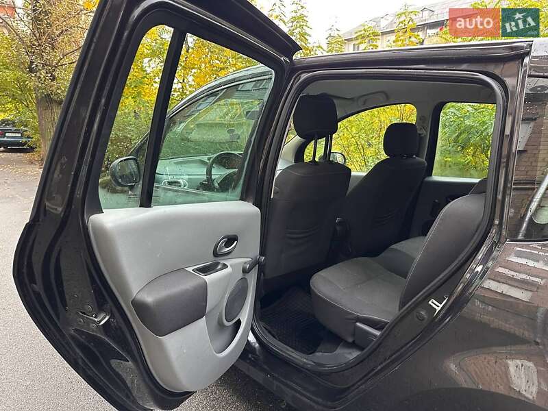 Хэтчбек Renault Modus 2009 в Киеве фото 2 Хэтчбек Renault Modus 2009 в Киеве