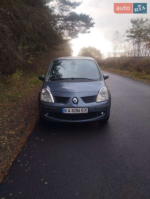 Хэтчбек Renault Modus 2007 в Киверцах