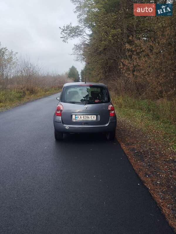 Хэтчбек Renault Modus 2007 в Киверцах