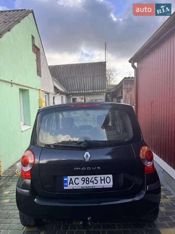 Хэтчбек Renault Modus 2005 в Киверцах