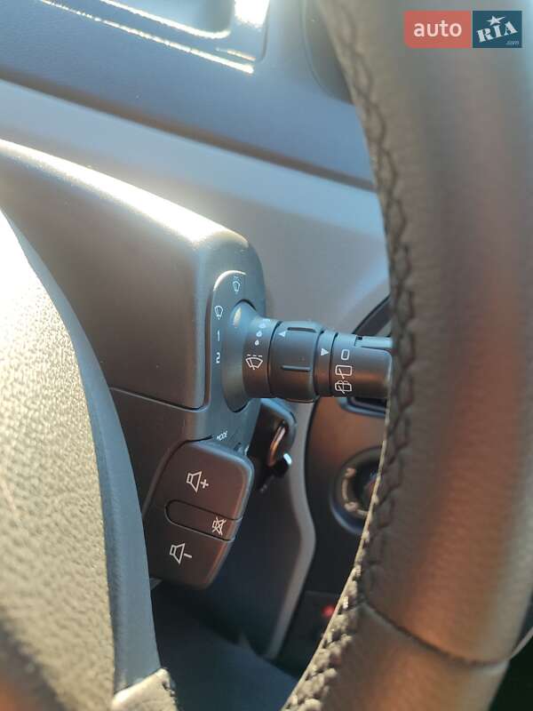 Хетчбек Renault Modus 2012 в Чернівцях фото 23 Хетчбек Renault Modus 2012 в Чернівцях