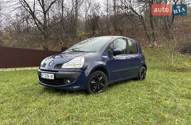 Хетчбек Renault Modus 2009 в Надвірній