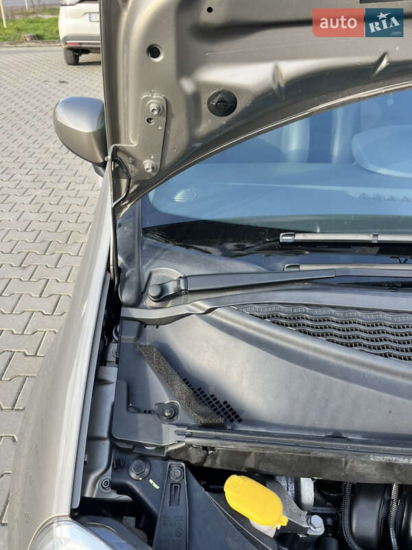 Хэтчбек Renault Modus 2012 в Черновцах фото 31 Хэтчбек Renault Modus 2012 в Черновцах