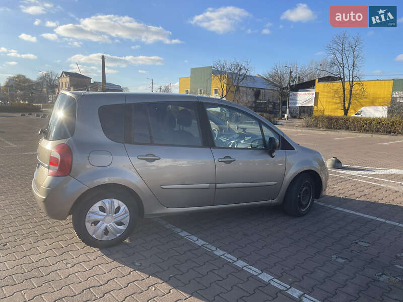 Хэтчбек Renault Modus 2009 в Житомире