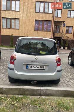 Хэтчбек Renault Modus 2005 в Ровно