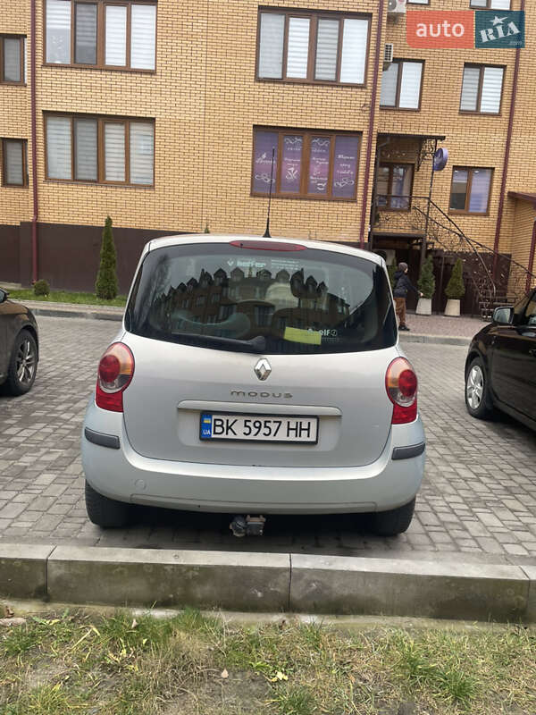 Хэтчбек Renault Modus 2005 в Ровно