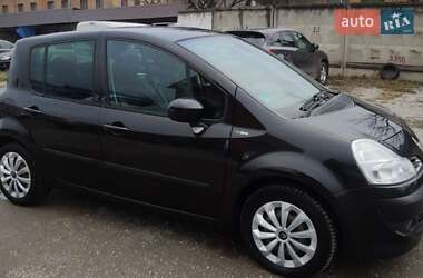 Хэтчбек Renault Modus 2012 в Бердичеве