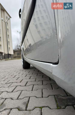 Хэтчбек Renault Modus 2008 в Черновцах
