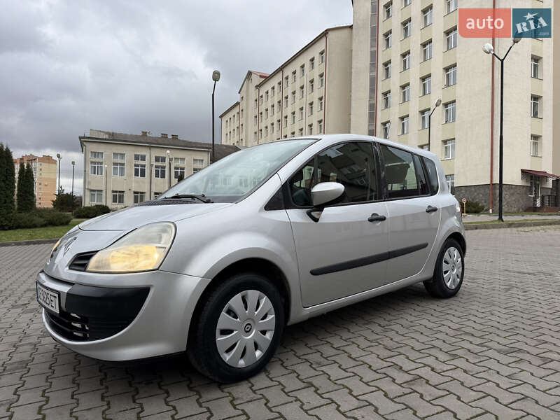 Хэтчбек Renault Modus 2008 в Черновцах