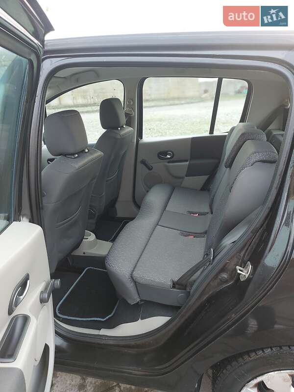 Хетчбек Renault Modus 2004 в Львові