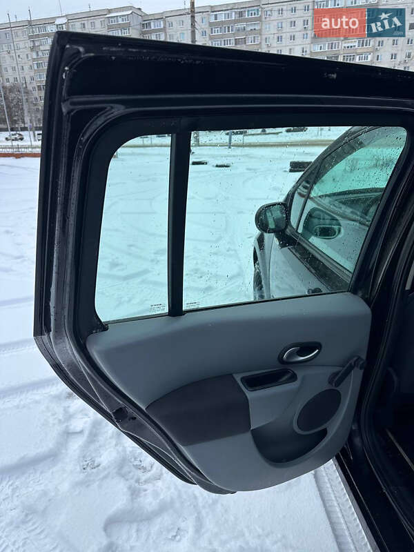 Хэтчбек Renault Modus 2008 в Сумах