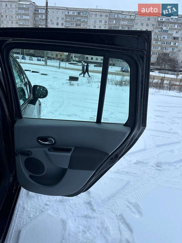 Хэтчбек Renault Modus 2008 в Сумах