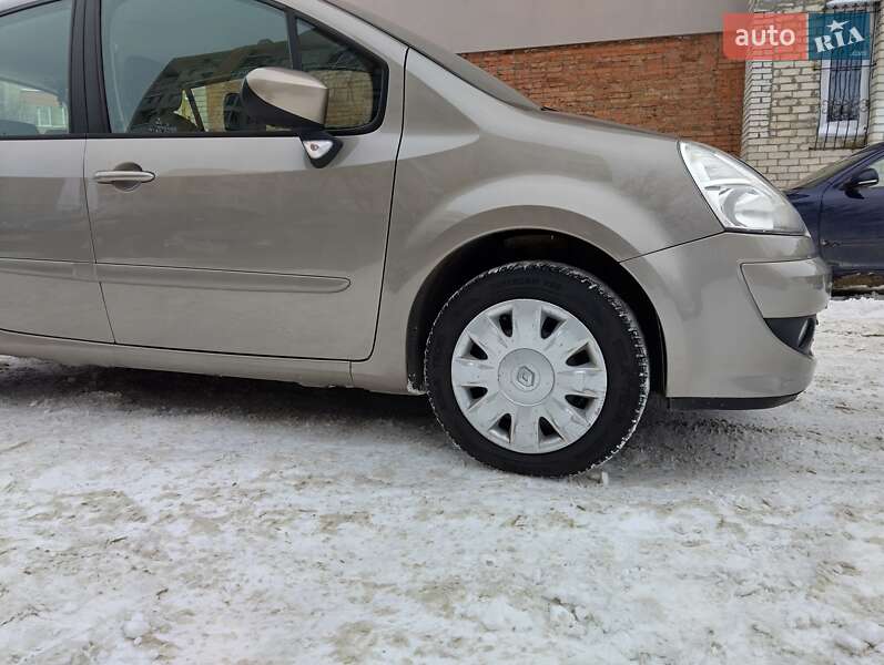 Хэтчбек Renault Modus 2012 в Ровно фото 6 Хэтчбек Renault Modus 2012 в Ровно