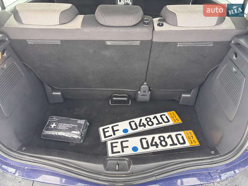 Хэтчбек Renault Modus 2009 в Надворной