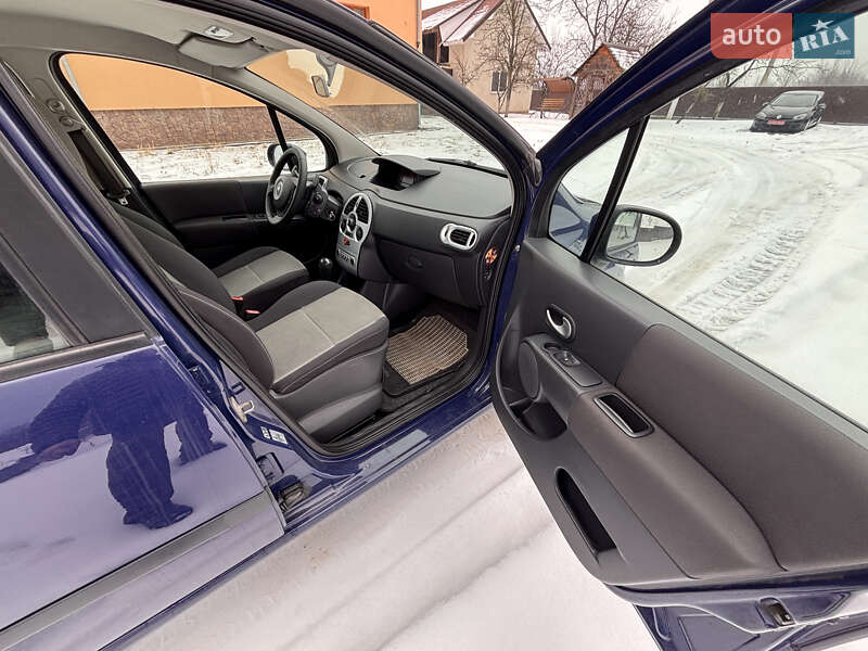 Хэтчбек Renault Modus 2009 в Надворной