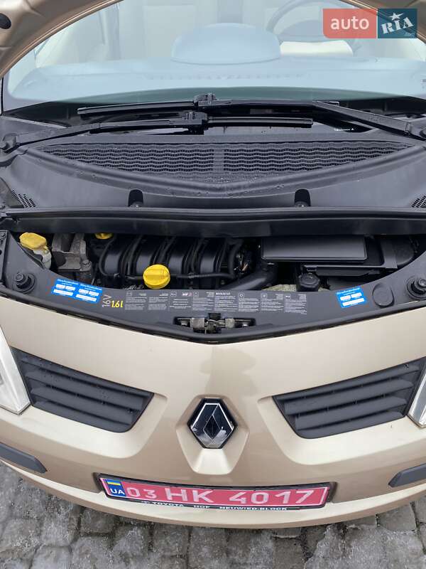 Хэтчбек Renault Modus 2004 в Черновцах