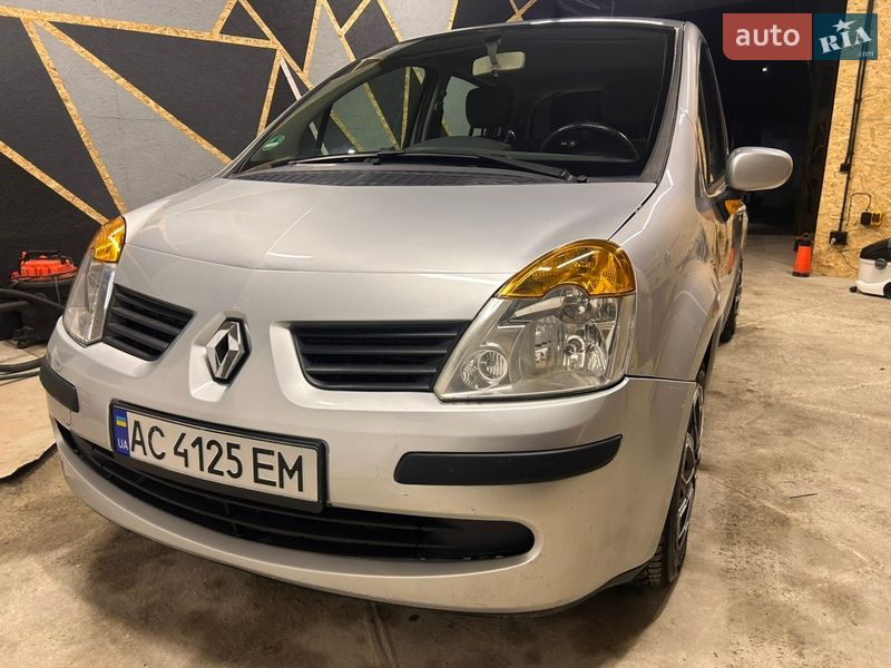 Хэтчбек Renault Modus 2006 в Луцке