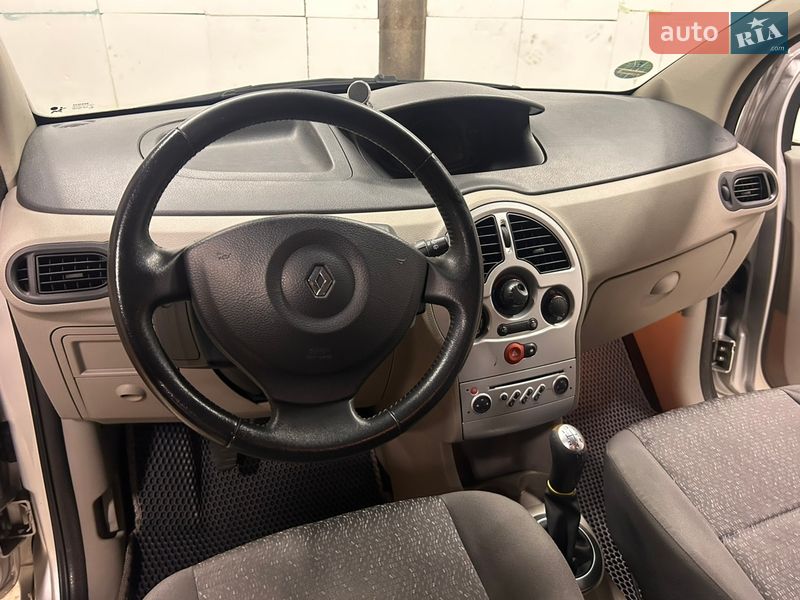 Хэтчбек Renault Modus 2006 в Луцке