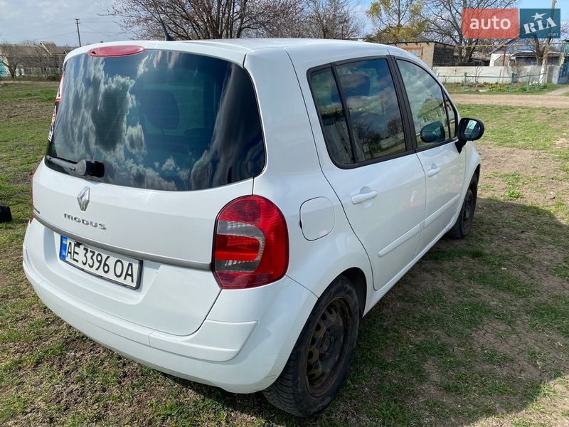 Хэтчбек Renault Modus 2011 в Кривом Роге