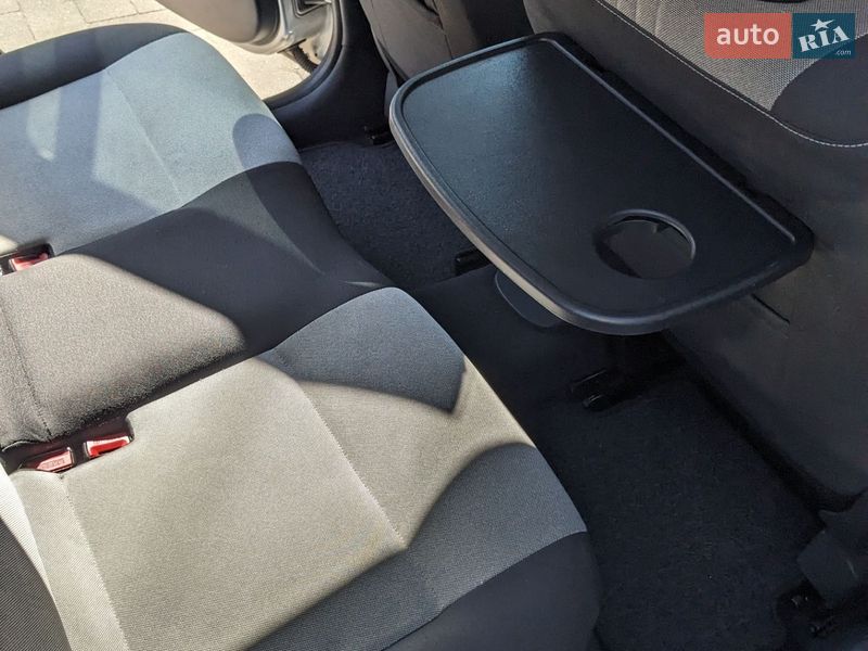 Хэтчбек Renault Modus 2008 в Ирпене фото 6 Хэтчбек Renault Modus 2008 в Ирпене
