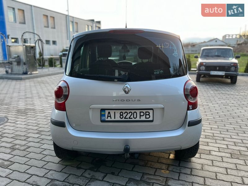 Хэтчбек Renault Modus 2006 в Малине