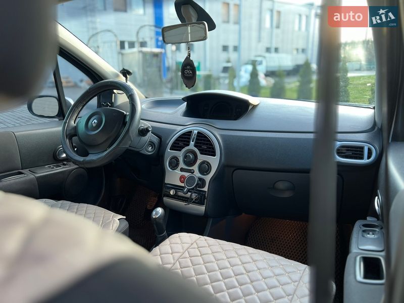 Хэтчбек Renault Modus 2006 в Малине