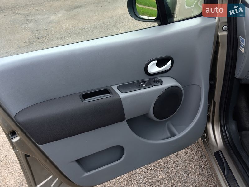 Хетчбек Renault Modus 2012 в Рівному фото 21 Хетчбек Renault Modus 2012 в Рівному