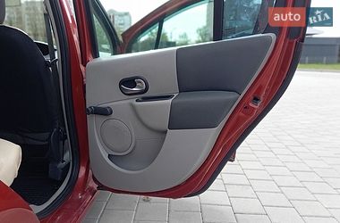 Хетчбек Renault Modus 2006 в Черкасах