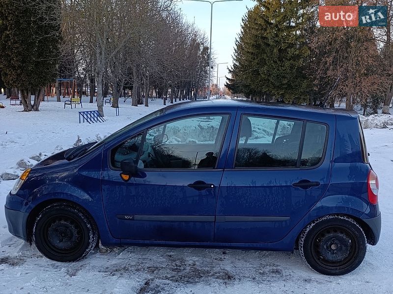 Хетчбек Renault Modus 2004 в Млиніві