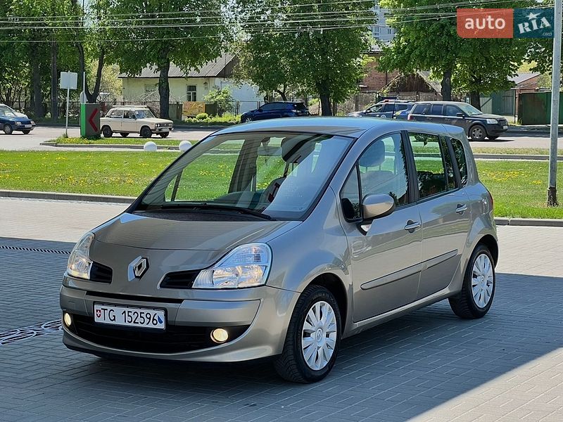 Хэтчбек Renault Modus 2012 в Житомире